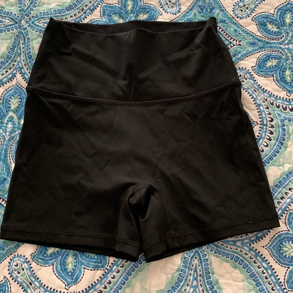 Sz M Aerie Offline Black Shorts